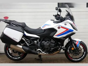 Honda NT 1100 (2023) — foto 1