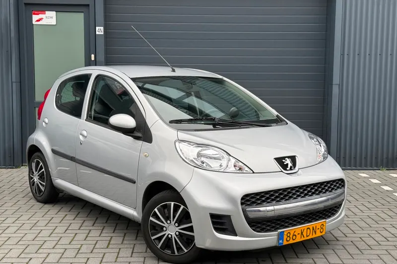Peugeot 107 (2009)