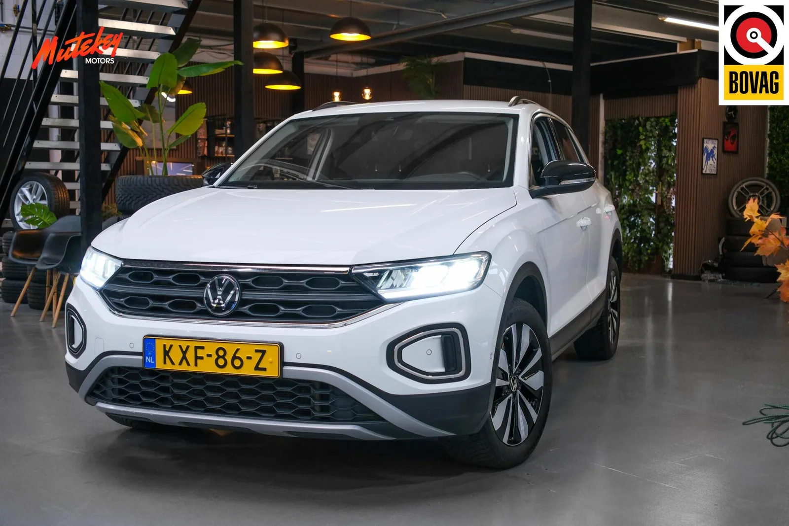 Volkswagen T-Roc (2025) — foto 1
