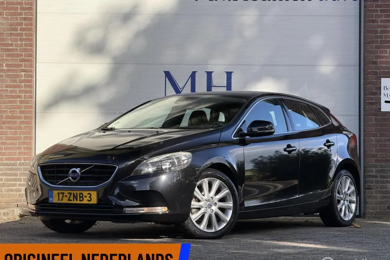 Volvo V40 (2012)