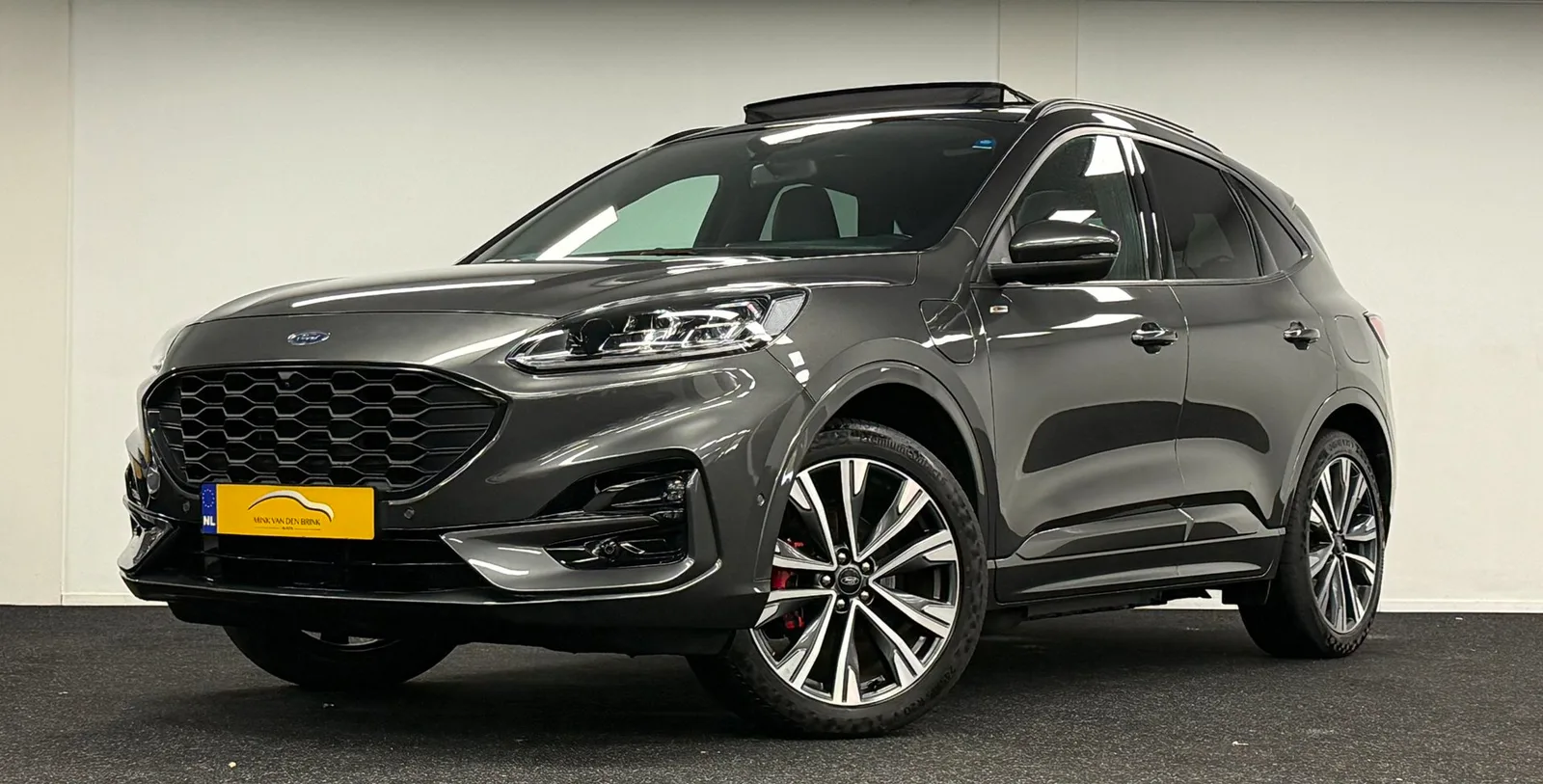 Ford Kuga (2022) — foto 1