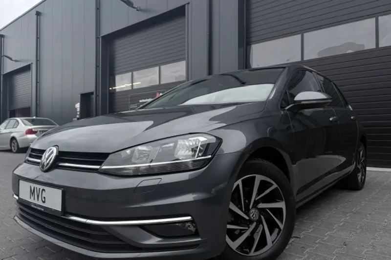 Volkswagen Golf (2018)