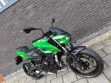 Kawasaki Z 650 S (2026) — foto 1