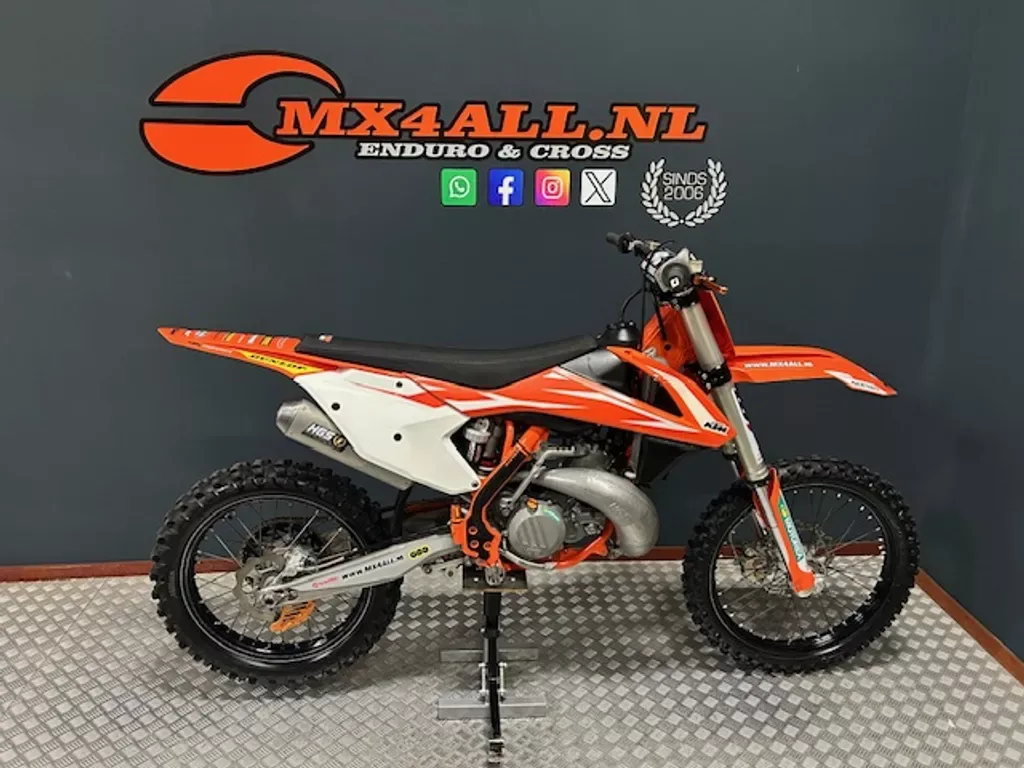 KTM 250 SX (2018) — foto 1