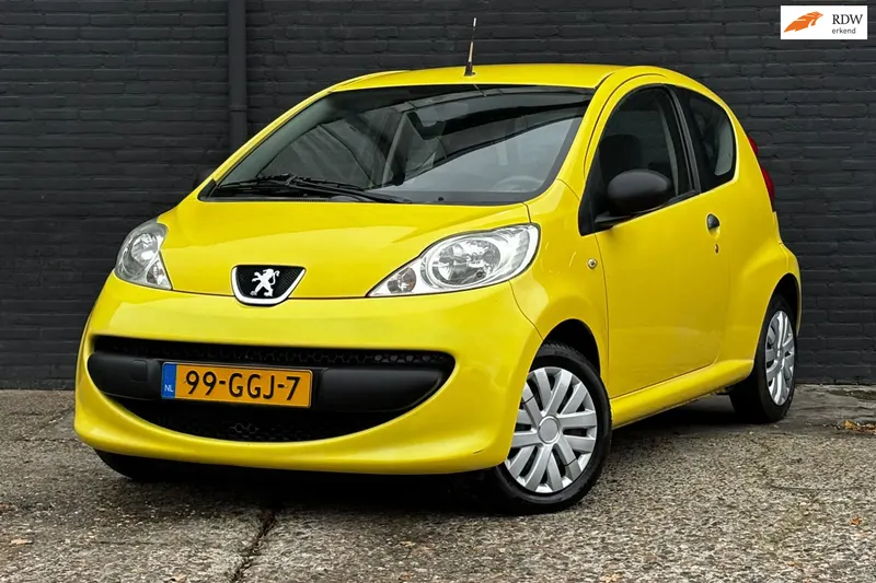 Peugeot 107 (2008)