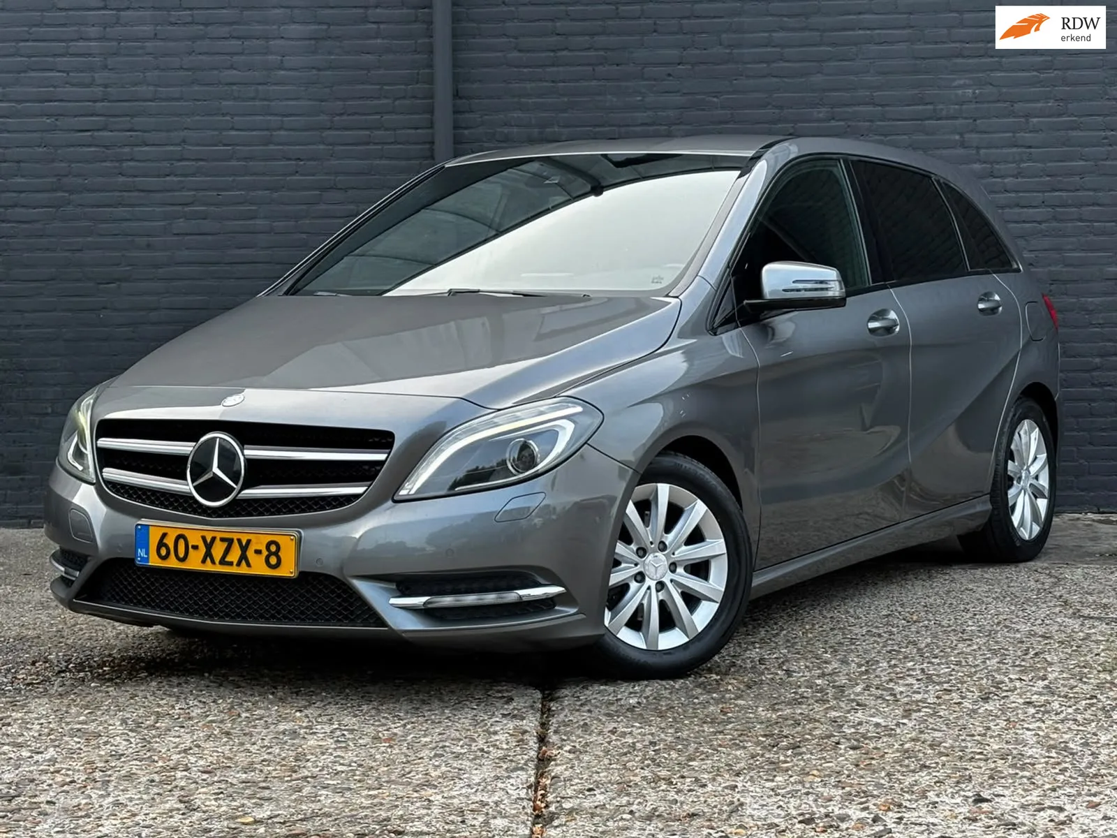 Mercedes-Benz B-Klasse (2011) — foto 1