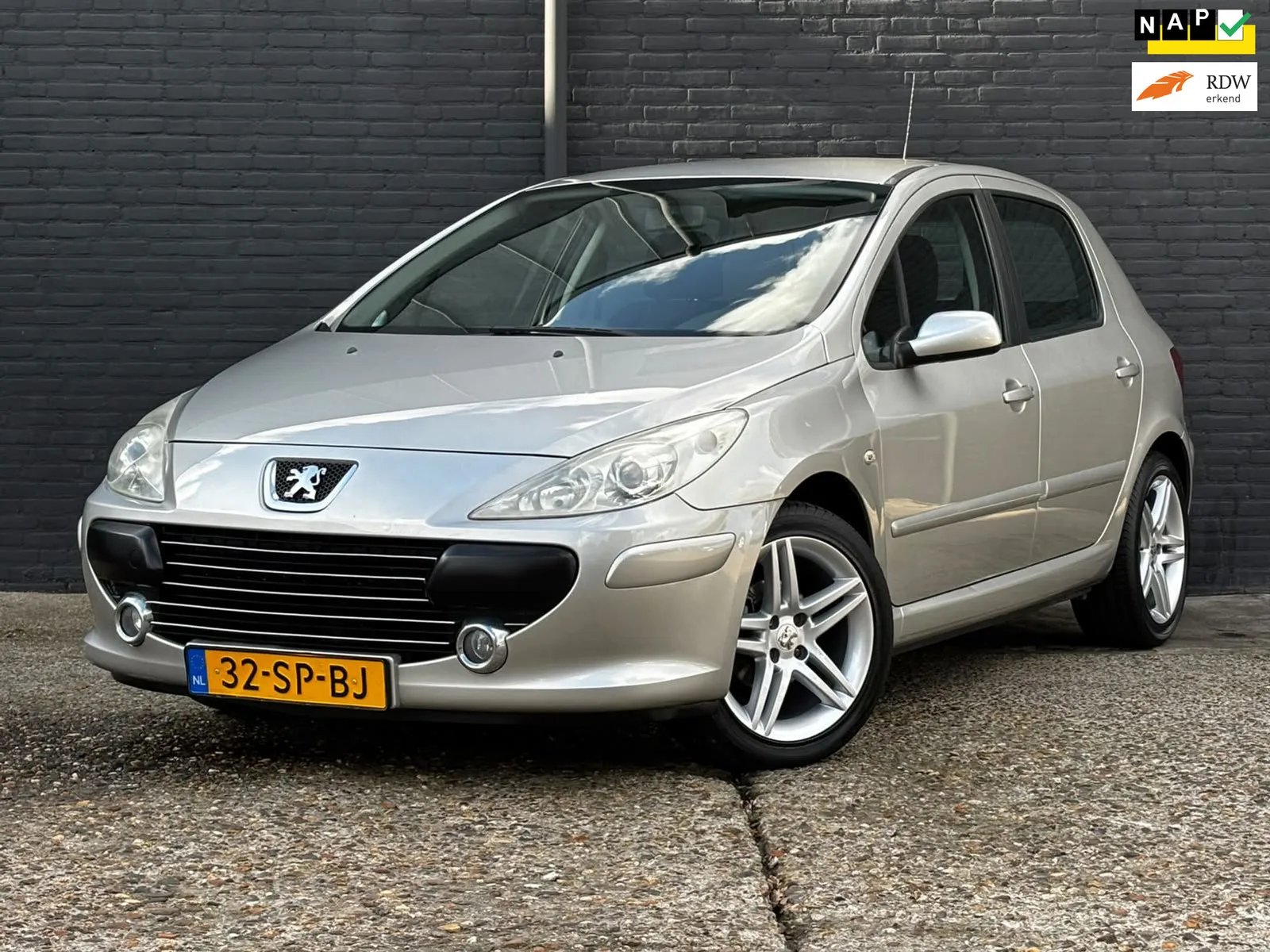 Peugeot 307 (2006) — foto 1