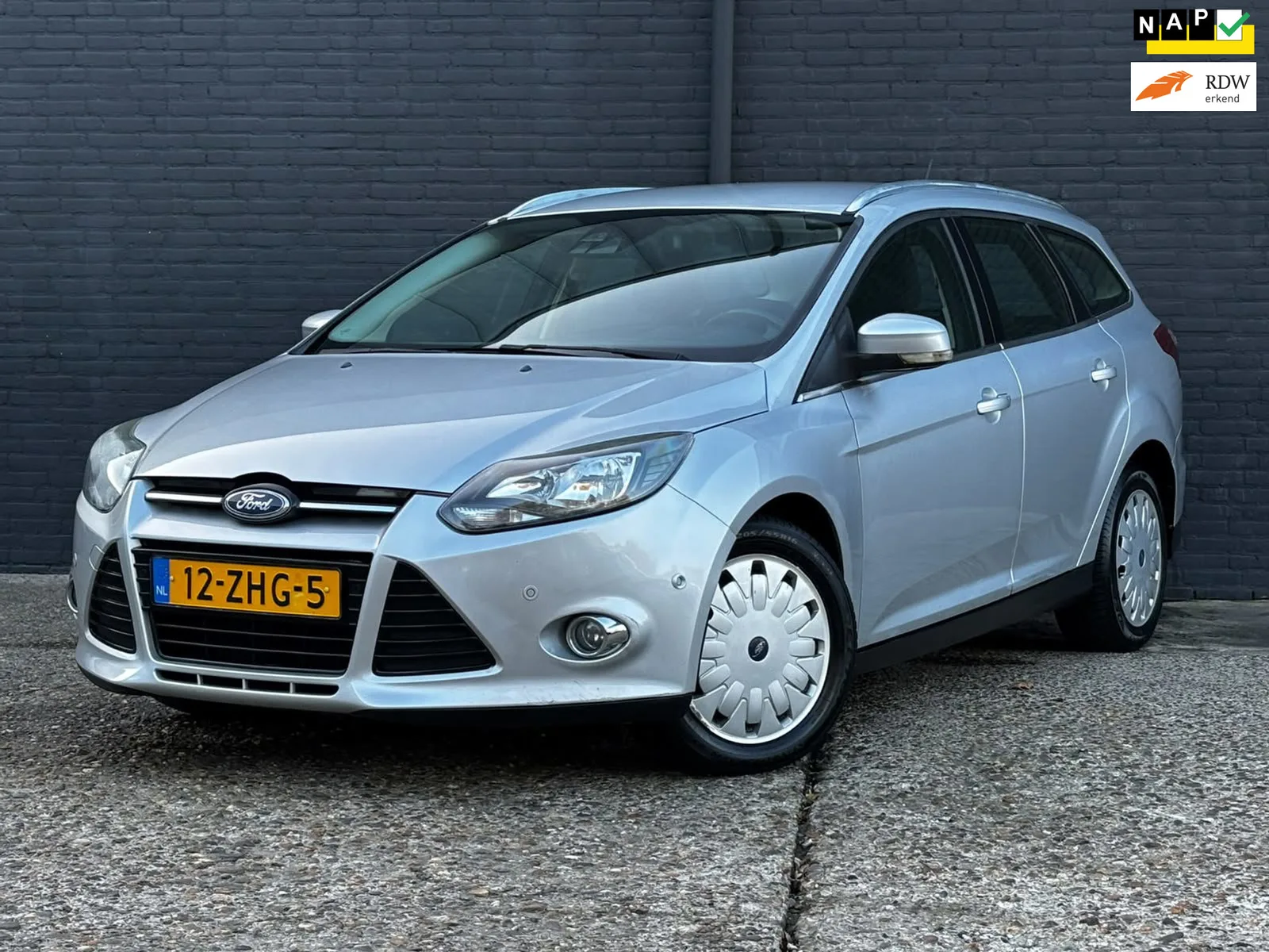 Ford Focus (2012) — foto 1