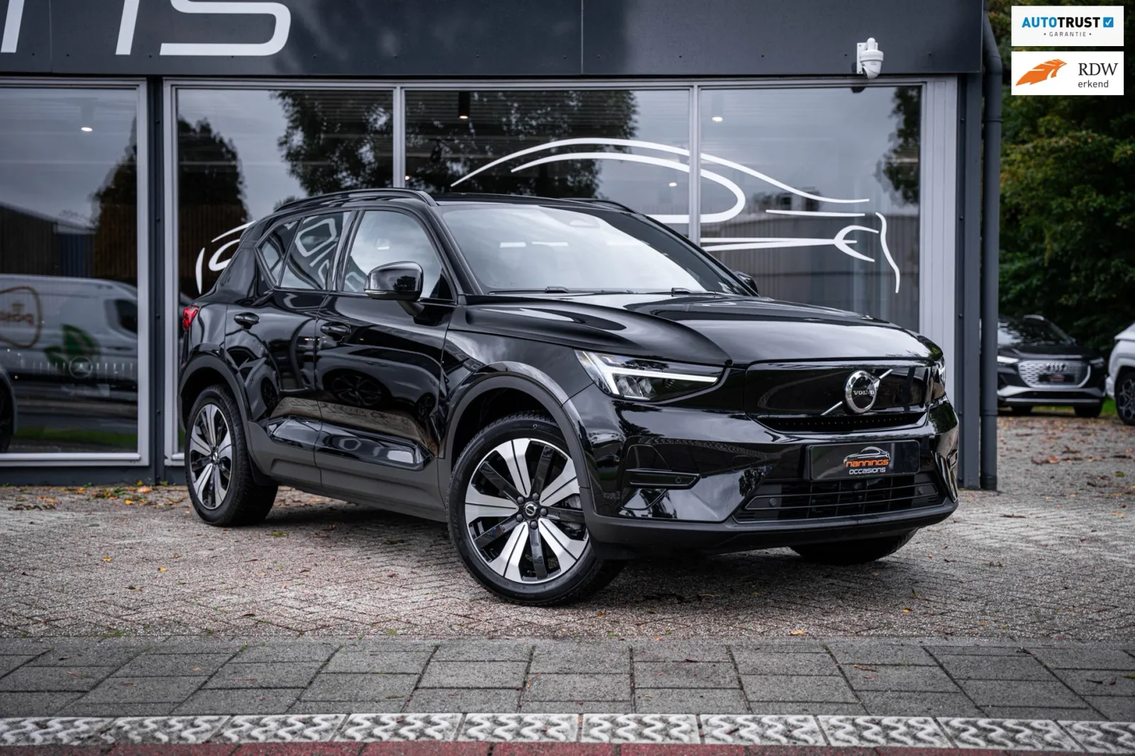 Volvo XC40 (2023) — foto 1