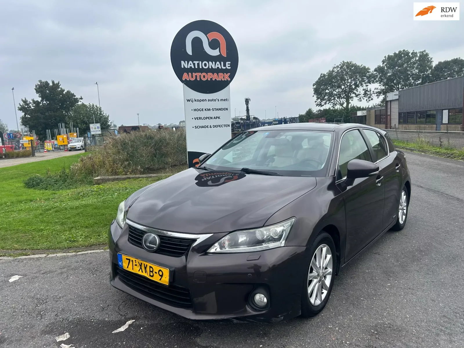 Lexus CT (2012) — foto 1