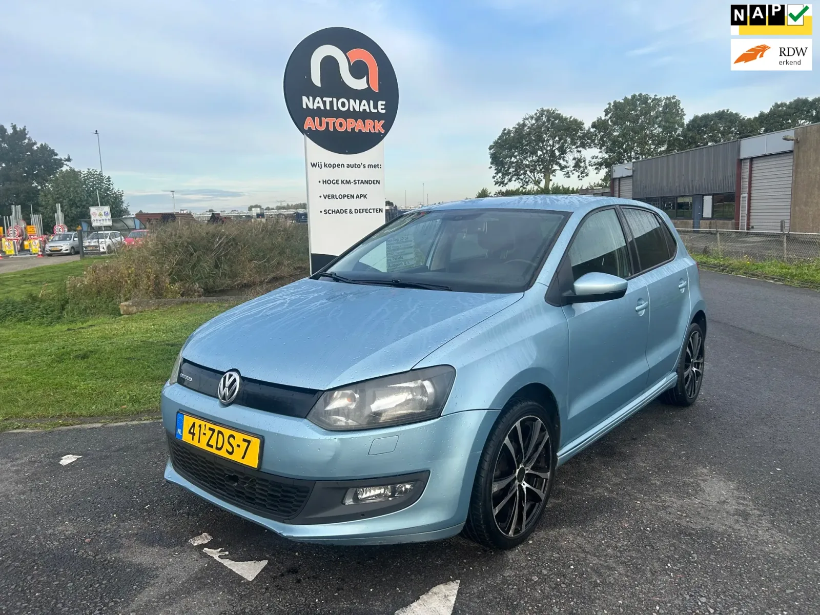 Volkswagen Polo (2012) — foto 1