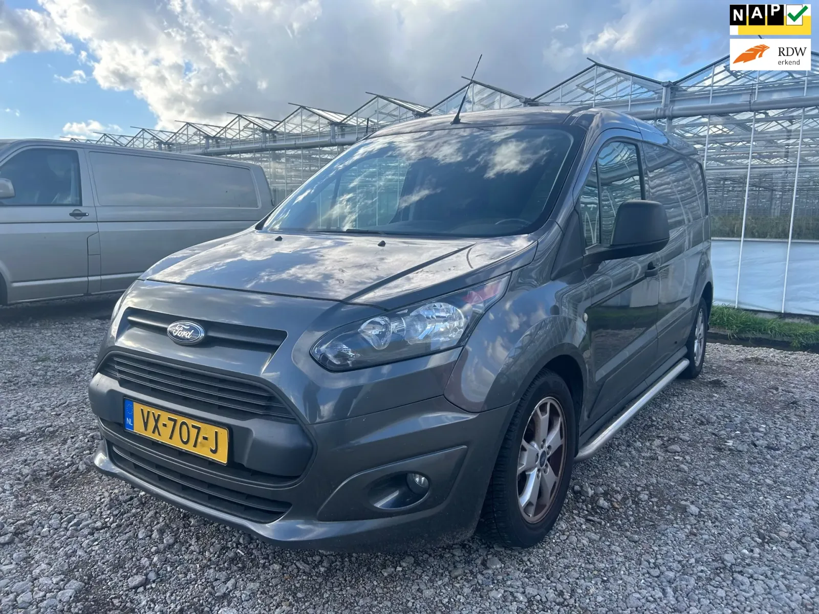 Ford Transit Connect (2016) — foto 1