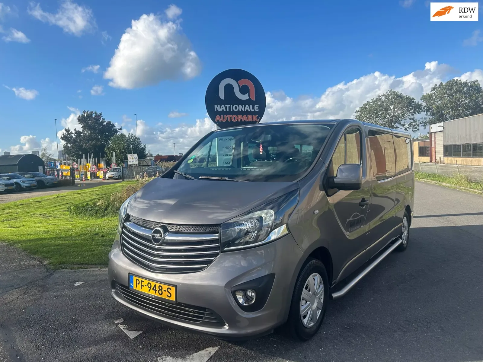 Opel Vivaro (2016) — foto 1