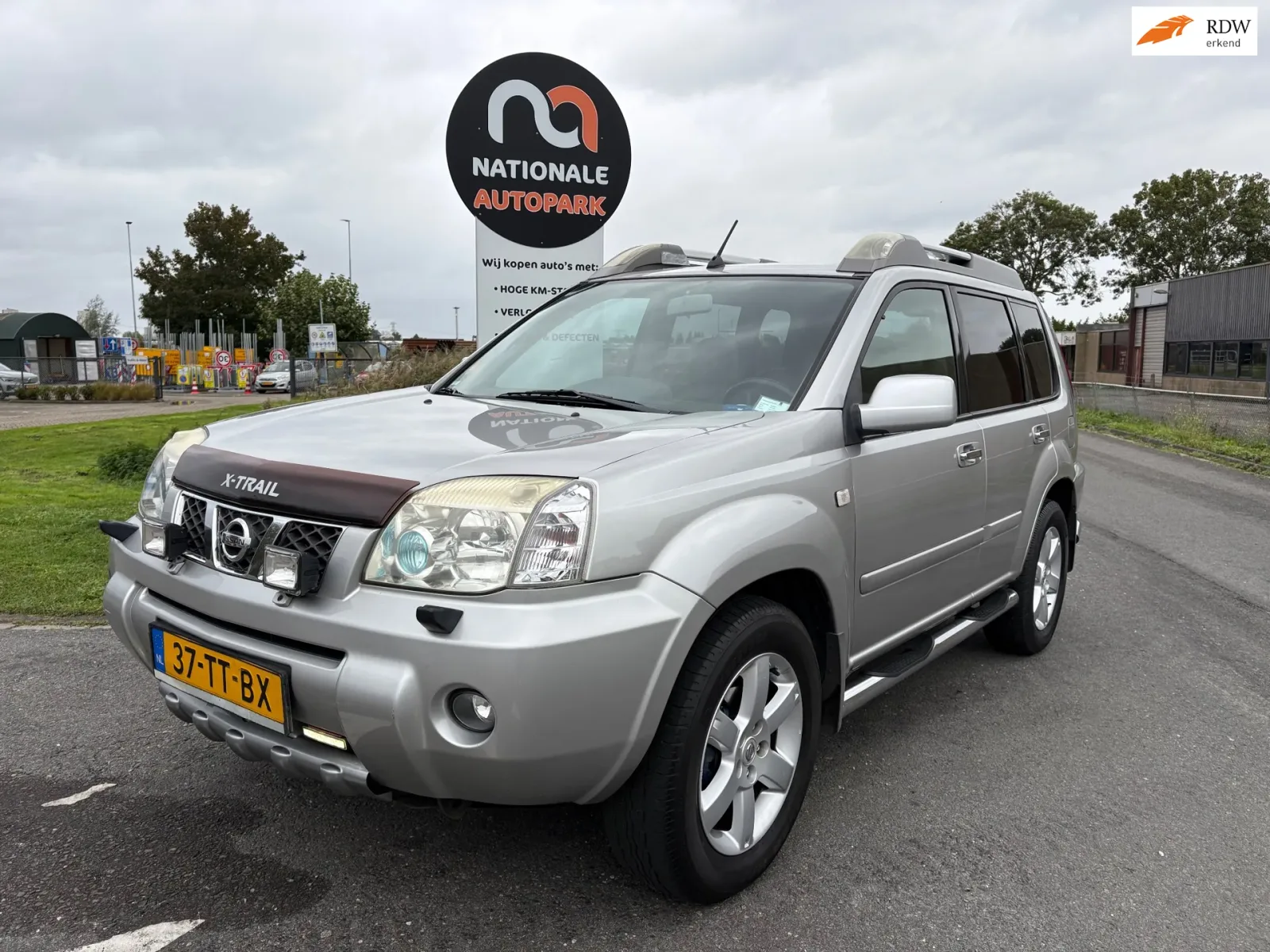 Nissan X-Trail (2005) — foto 1