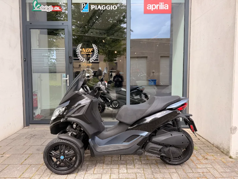 Piaggio MP3 (2021) — foto 1