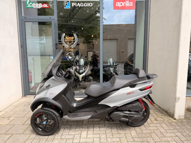Piaggio MP3 (0) — foto 1