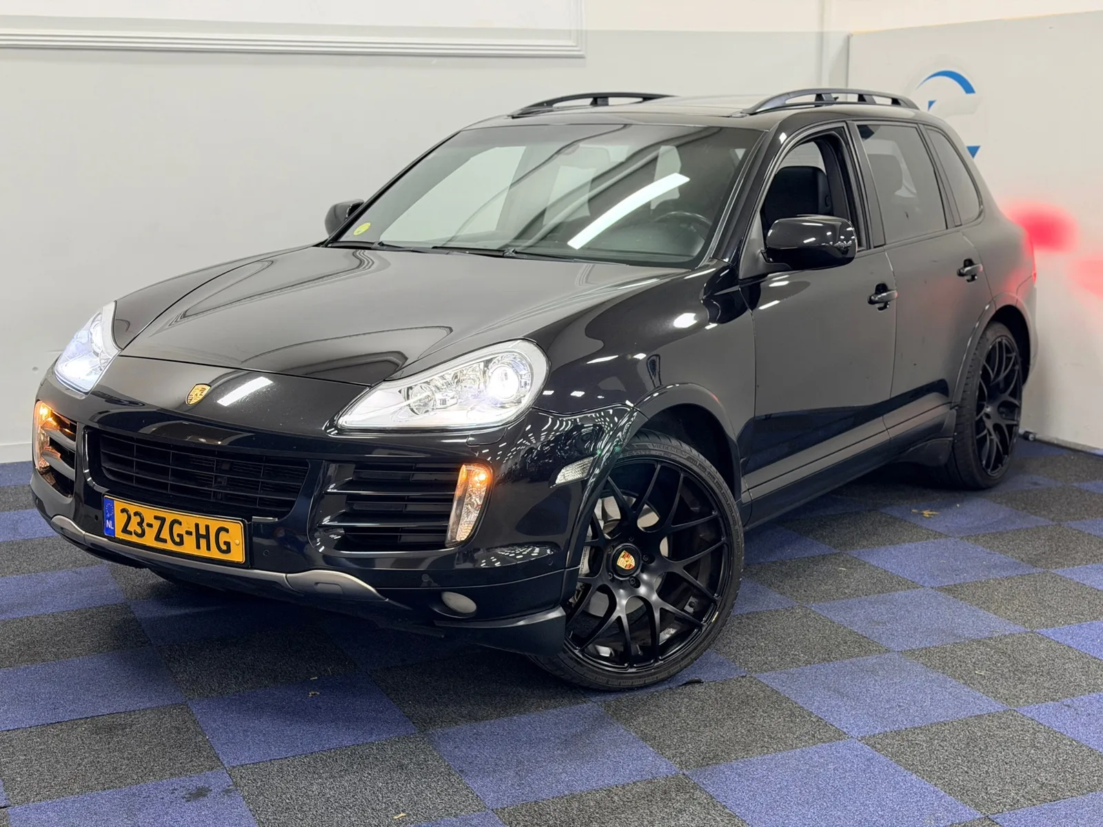 Porsche Cayenne (2008) — foto 1
