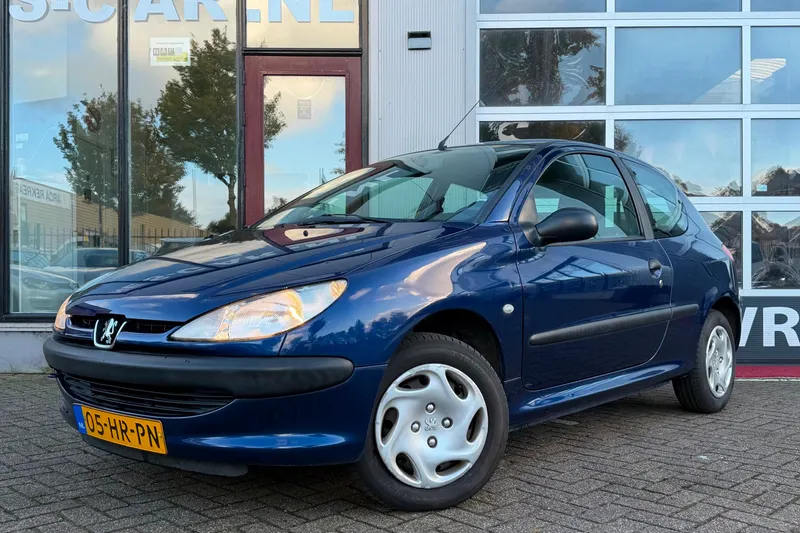 Peugeot 206 (2001)