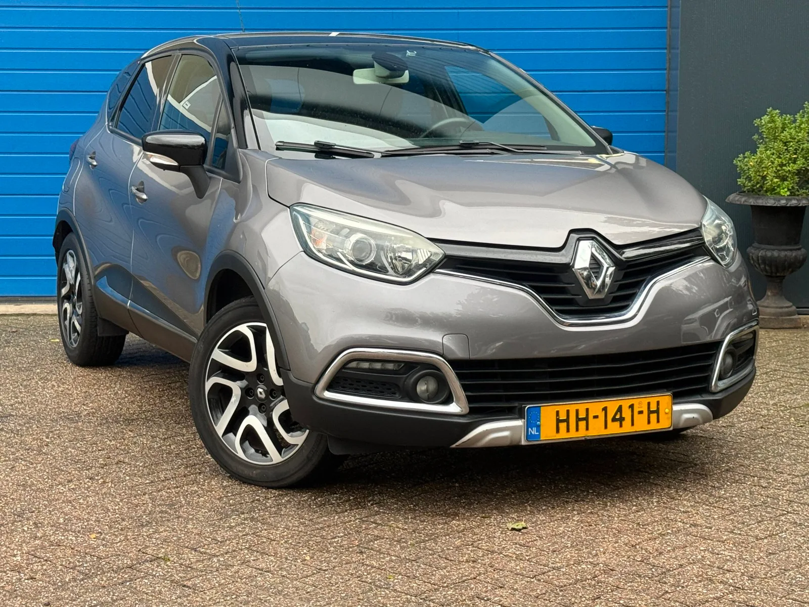 Renault Captur (2015) — foto 1