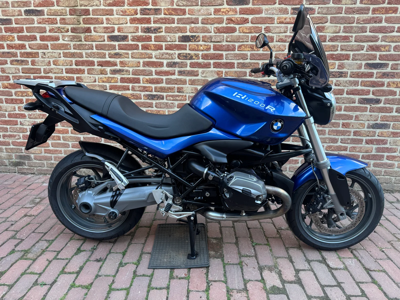 BMW R 1200 R (2013) — foto 1