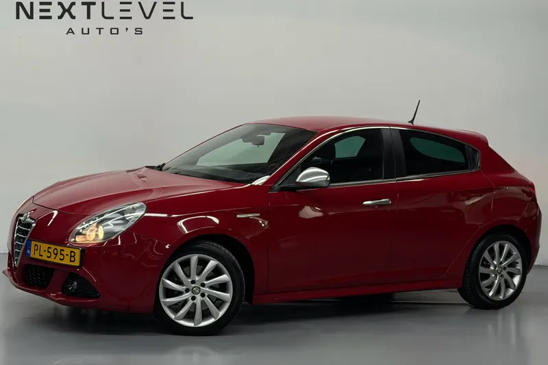 Alfa Romeo Giulietta (2012)