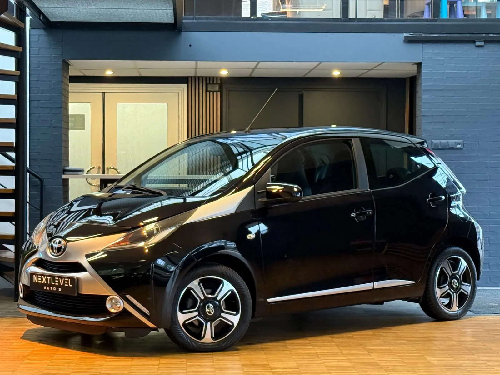 Toyota Aygo (2014) — foto 1