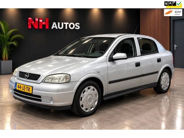 Opel Astra (2002) — foto 1