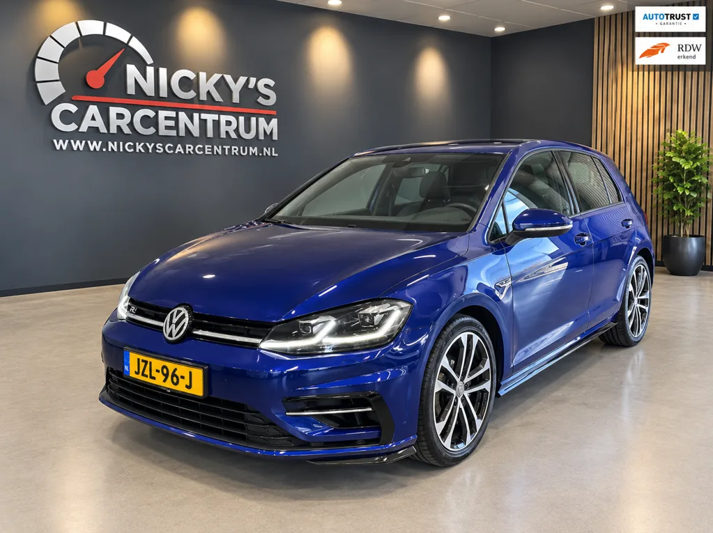Volkswagen Golf (2018) — foto 1