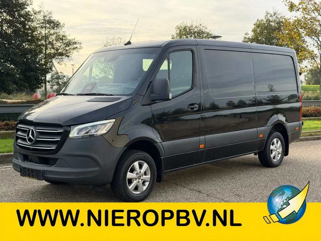 Mercedes-Benz Sprinter (2024) — foto 1