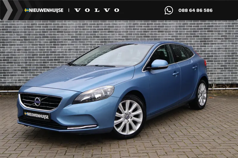 Volvo V40 (2015)