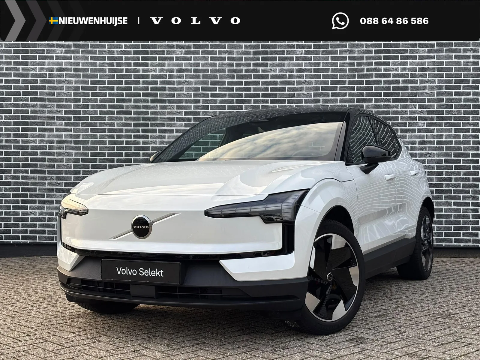 Volvo EX30 (2026) — foto 1