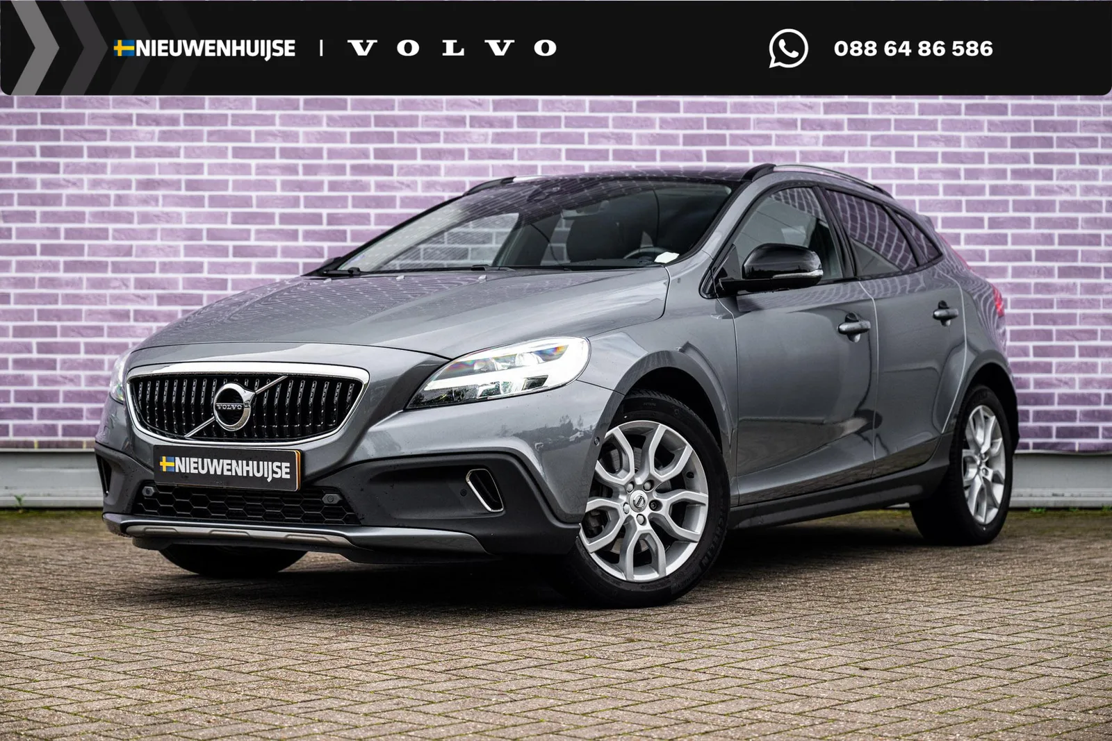 Volvo V40 Cross Country (2019) — foto 1