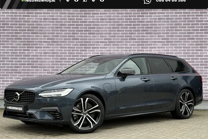 Volvo V90 (2024)