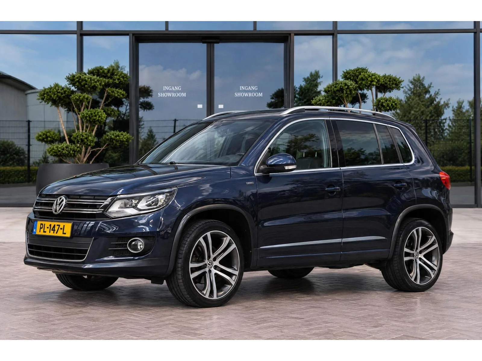Volkswagen Tiguan (2015) — foto 1
