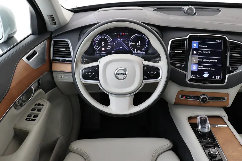 Volvo XC90 (2020)