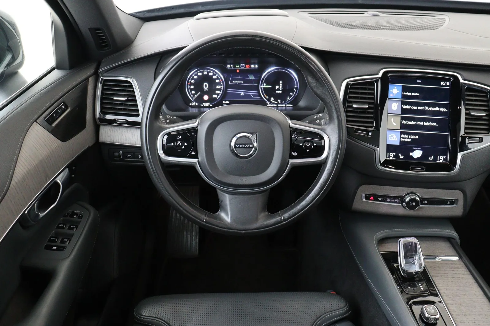 Volvo XC90 (2021) — foto 1