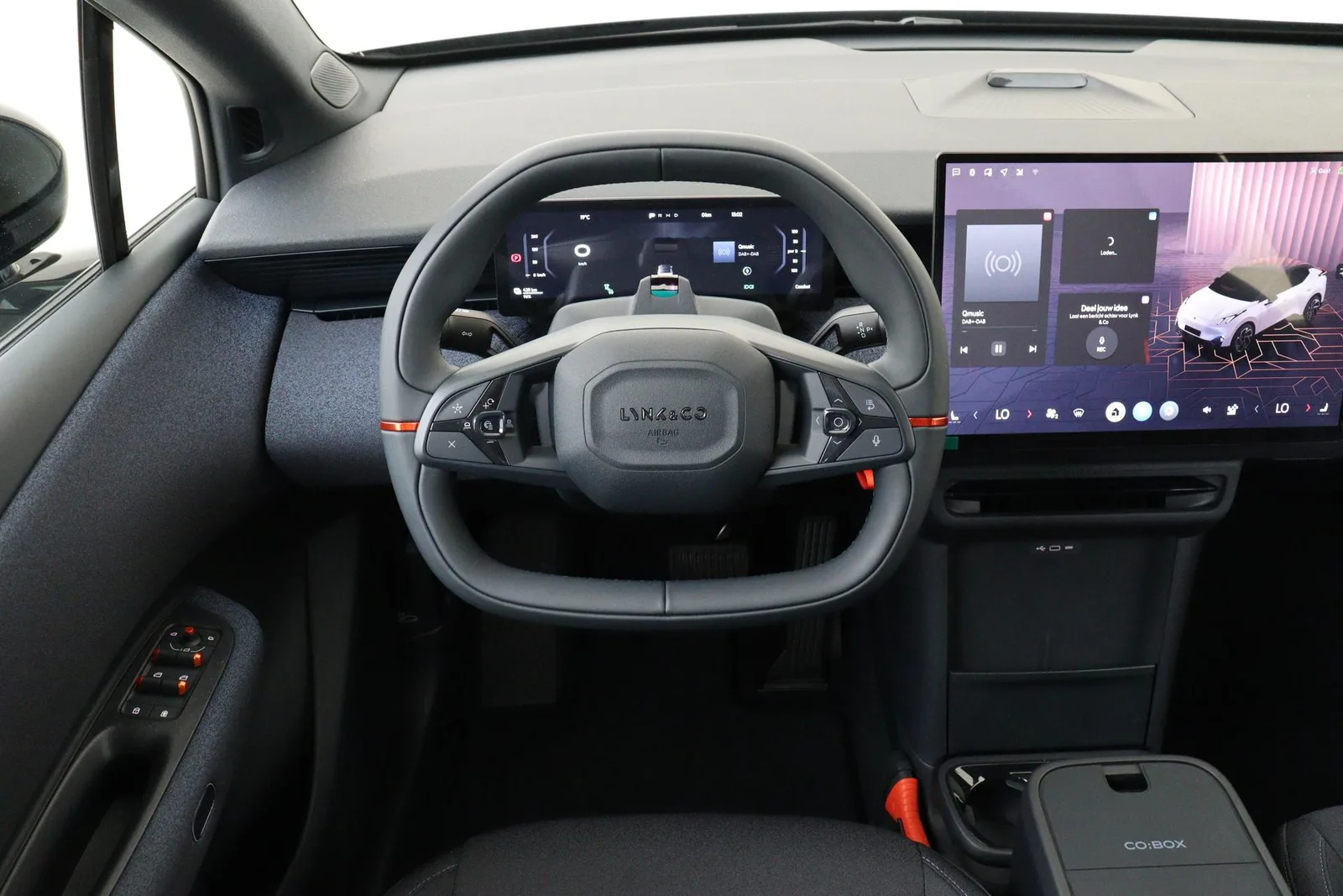 Lynk & Co 02 (2026) — foto 1