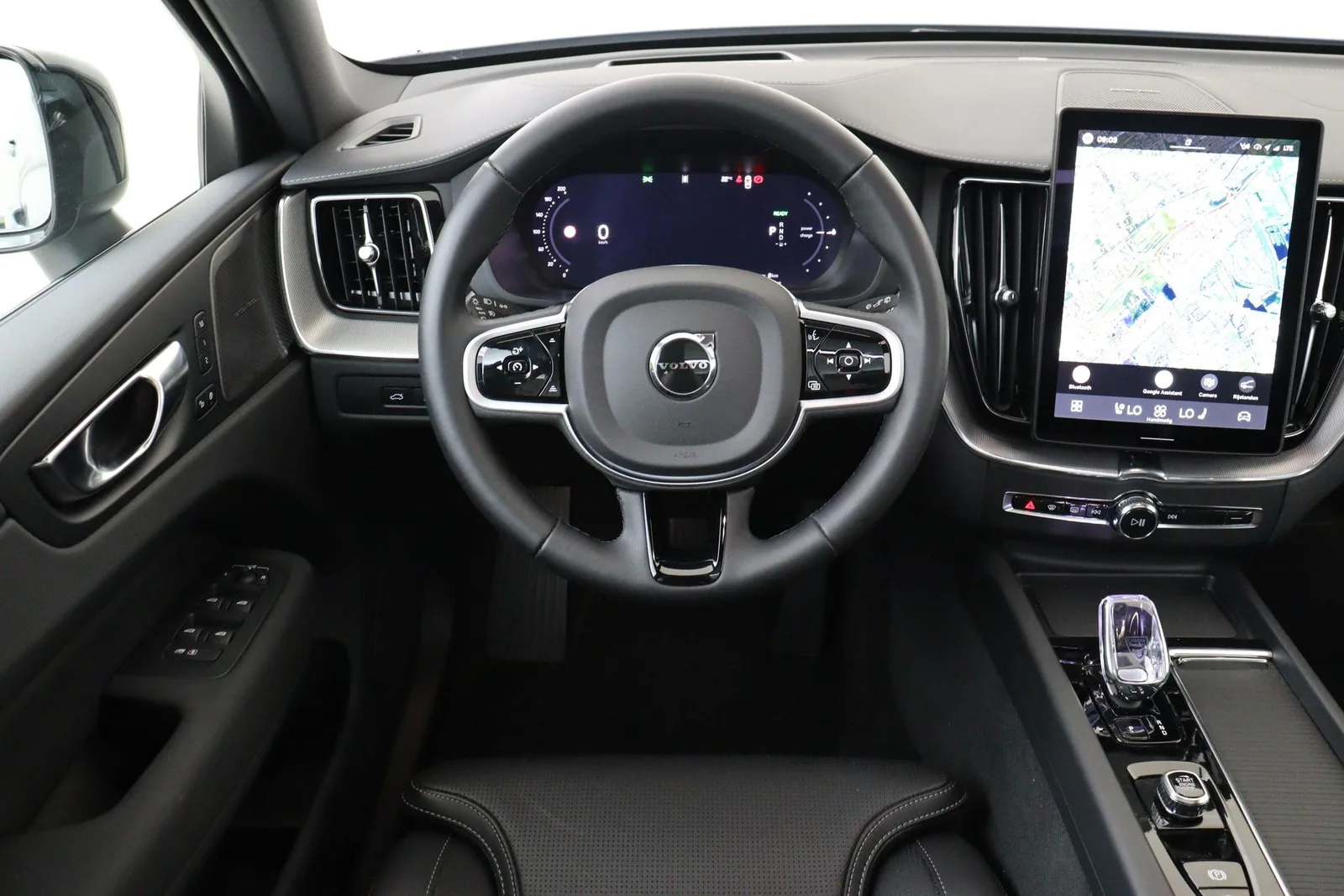 Volvo XC60 (2026) — foto 1