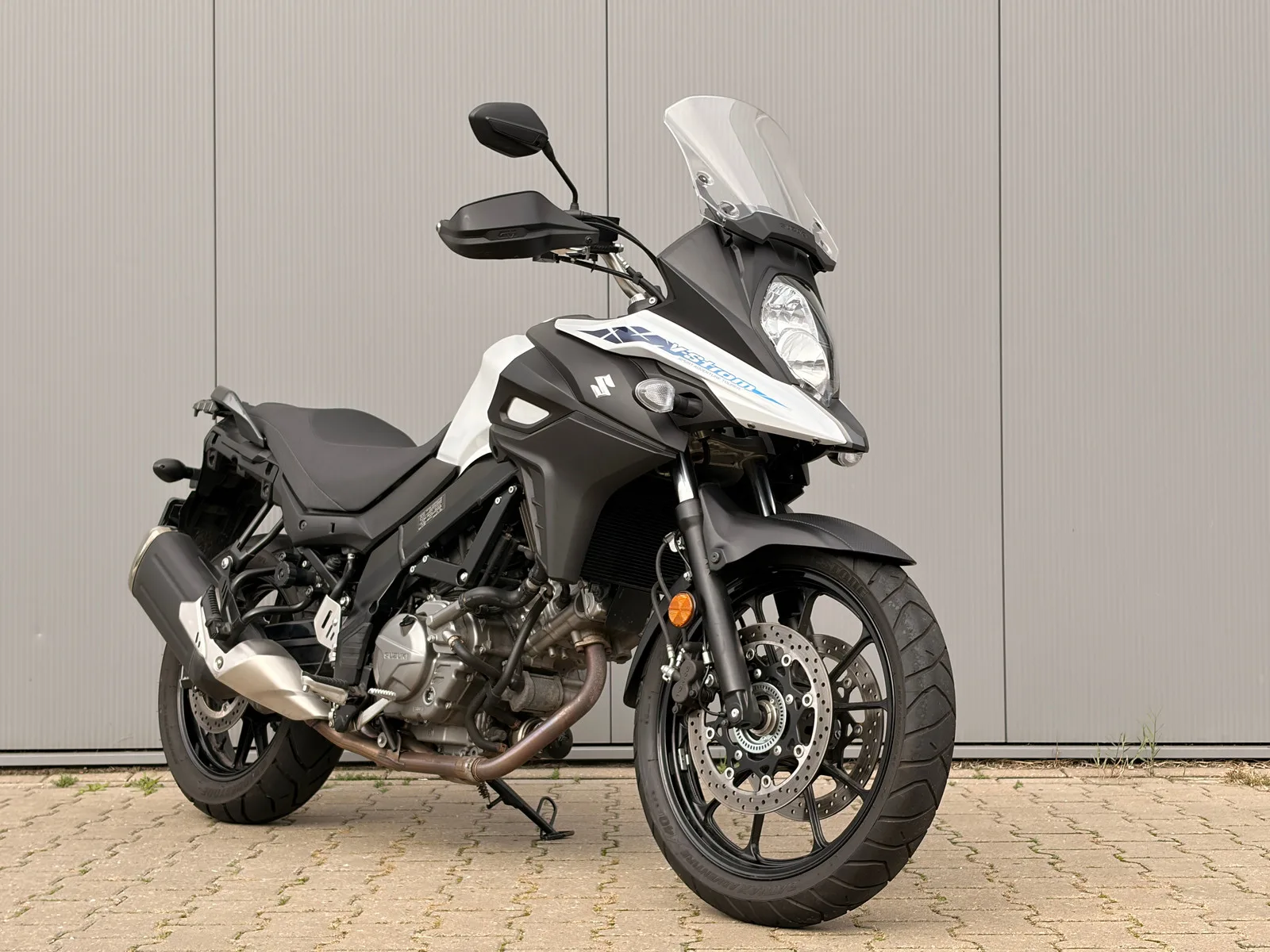 Suzuki V-Strom 650 (2023) — foto 1