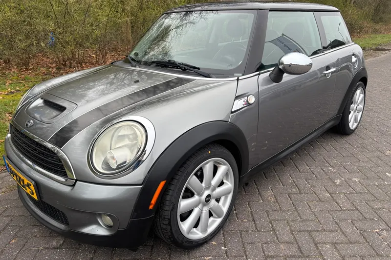 MINI Cooper S (2009)