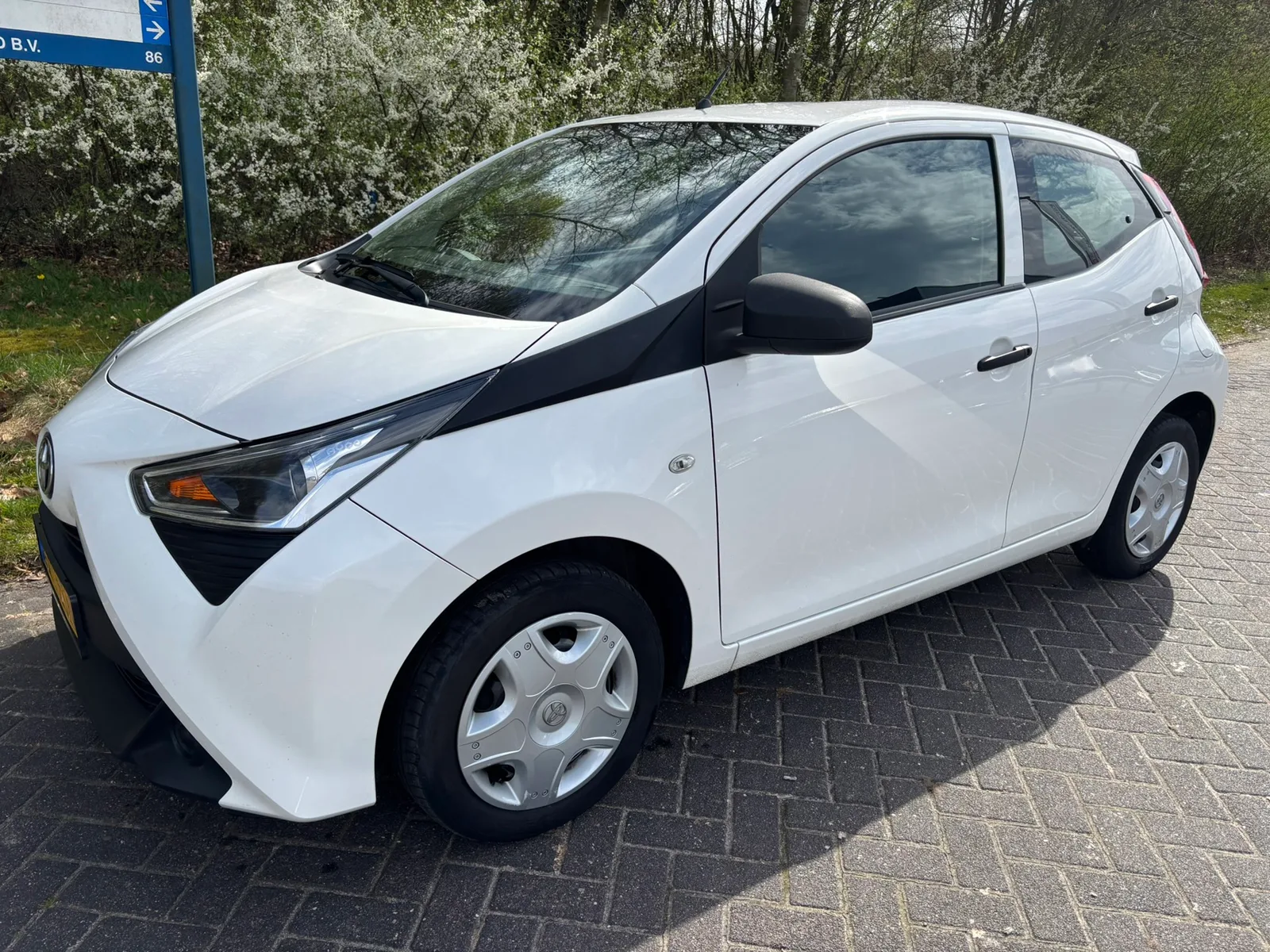 Toyota Aygo (2020) — foto 1