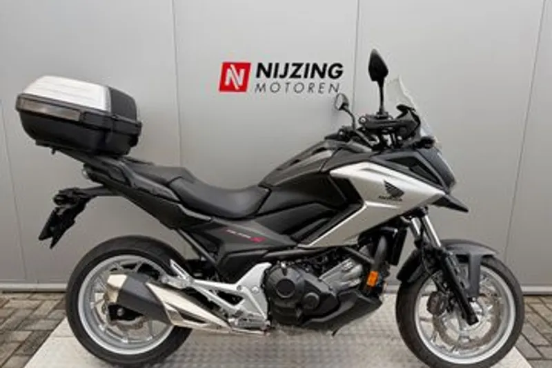 Honda NC 750 X (2016)