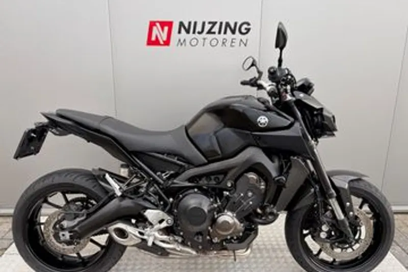 Yamaha MT-09 (2017)