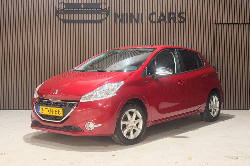 Peugeot 208 (2014)