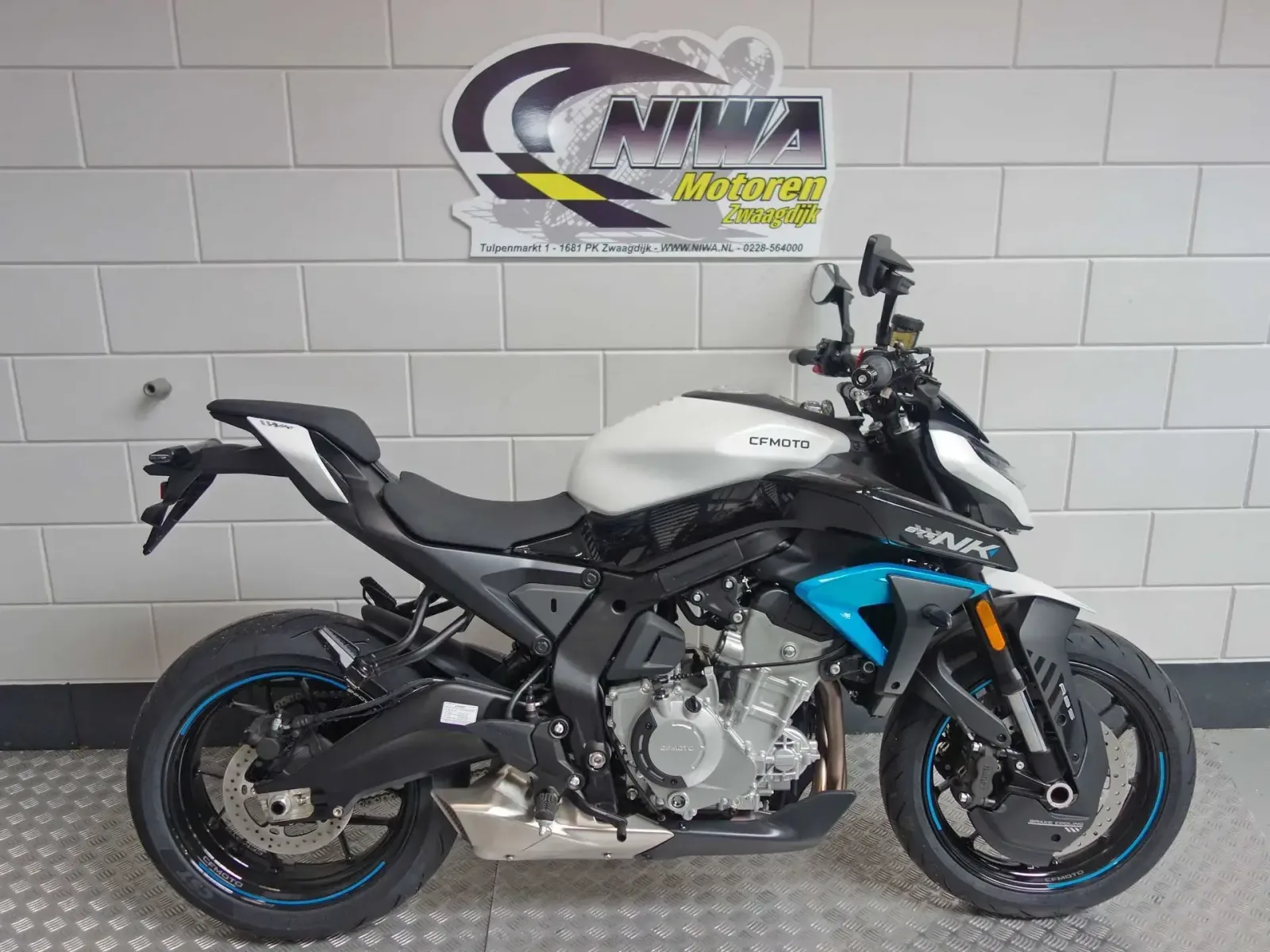CFMoto 675 NK (2026) — foto 1