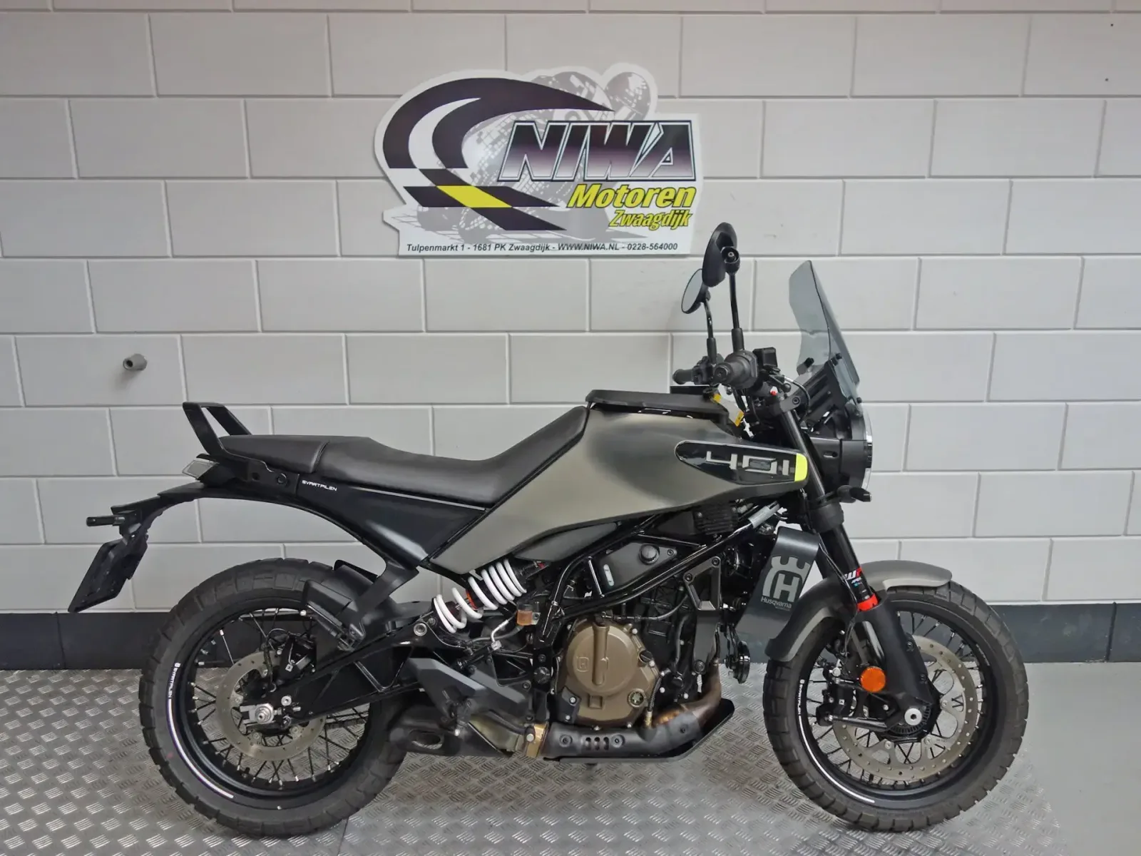 Husqvarna Svartpilen 401 (2025) — foto 1