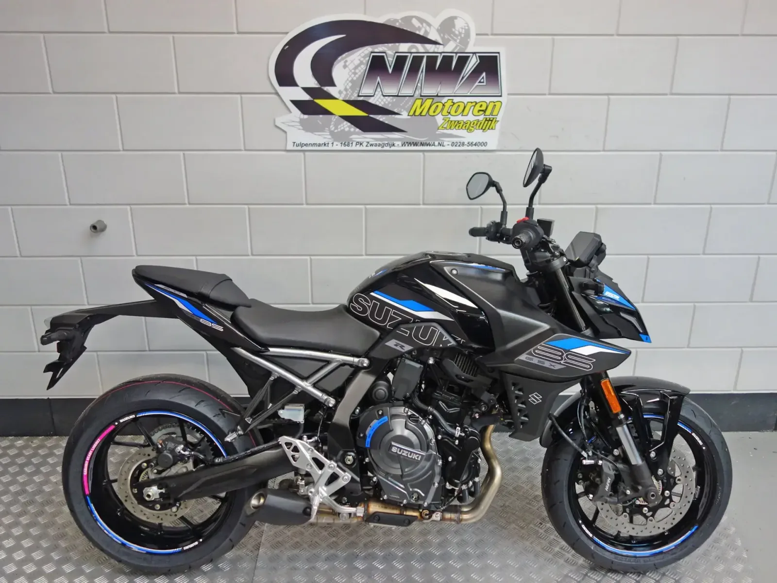 Suzuki GSX-8S (2026) — foto 1