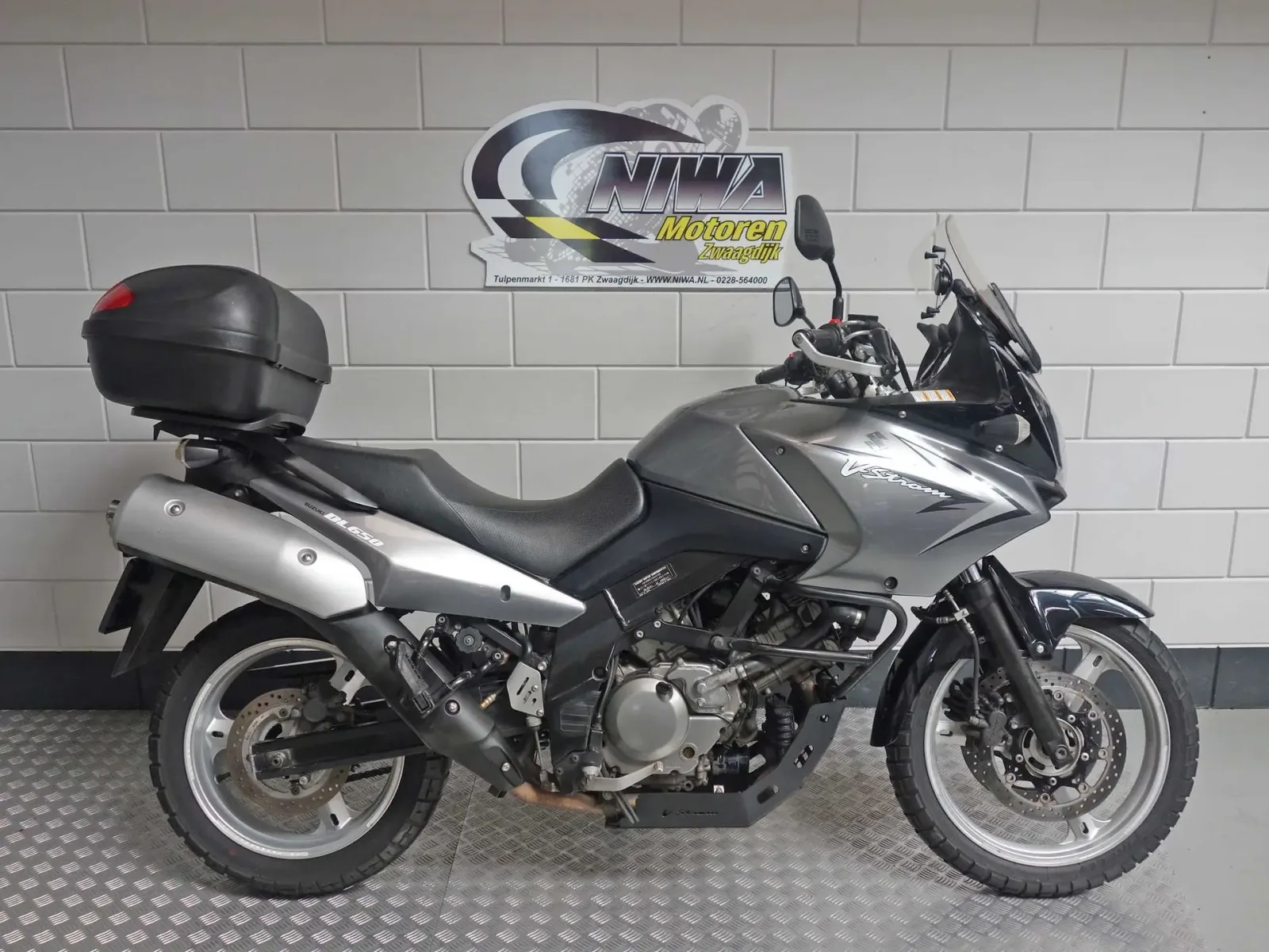 Suzuki V-Strom 650 (2011) — foto 1