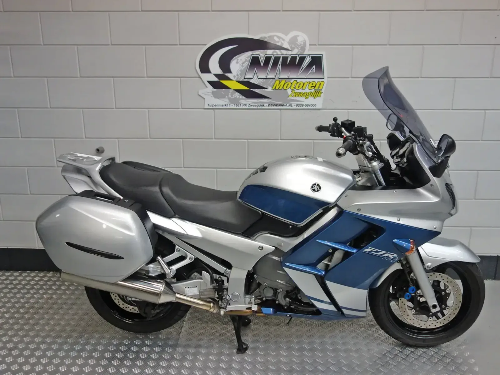 Yamaha FJR 1300 (2005) — foto 1