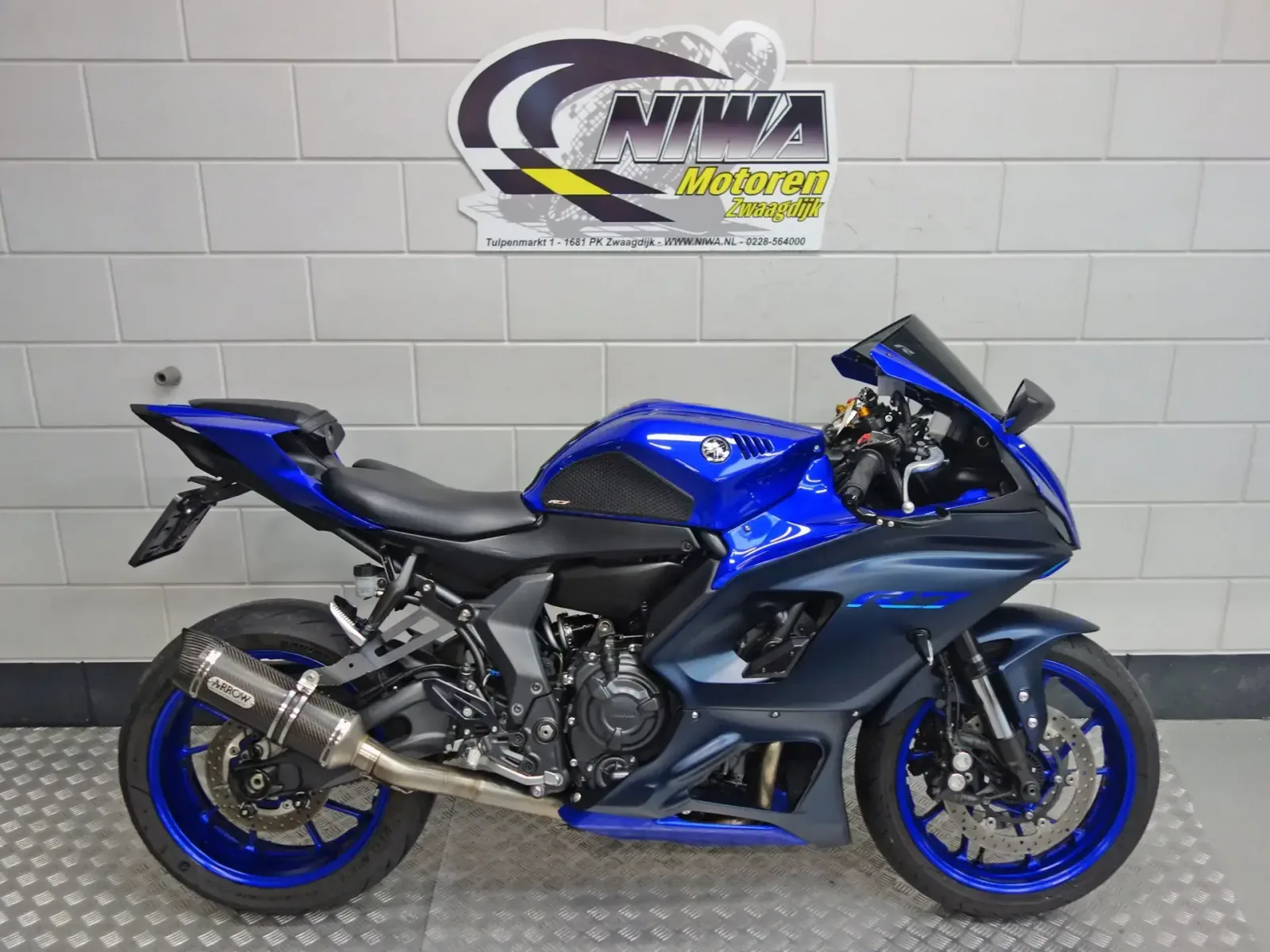 Yamaha YZF-R7 (2023) — foto 1